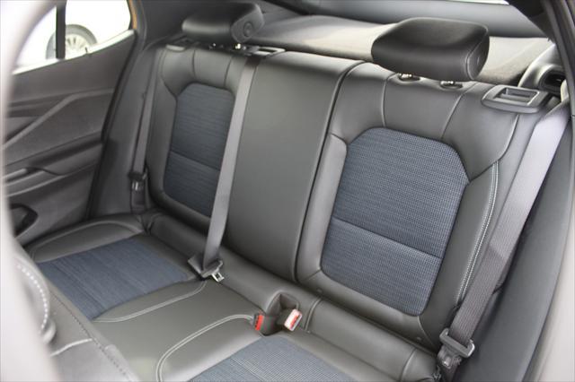 new 2025 Buick Envista car, priced at $23,998