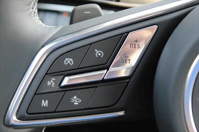 new 2025 Buick Envision car, priced at $39,044