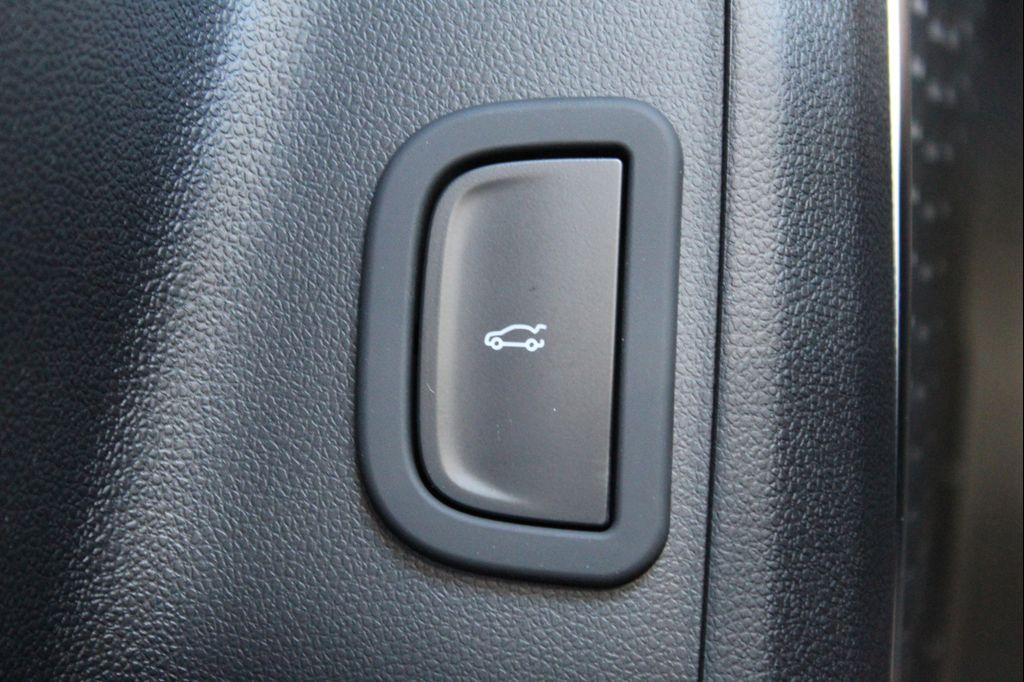 new 2026 Buick Enclave car, priced at $45,391