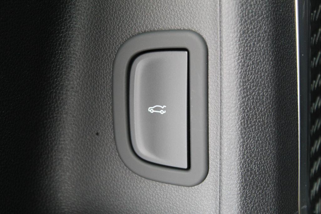 new 2026 Buick Enclave car, priced at $48,557