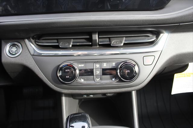 new 2025 Buick Envista car, priced at $24,955