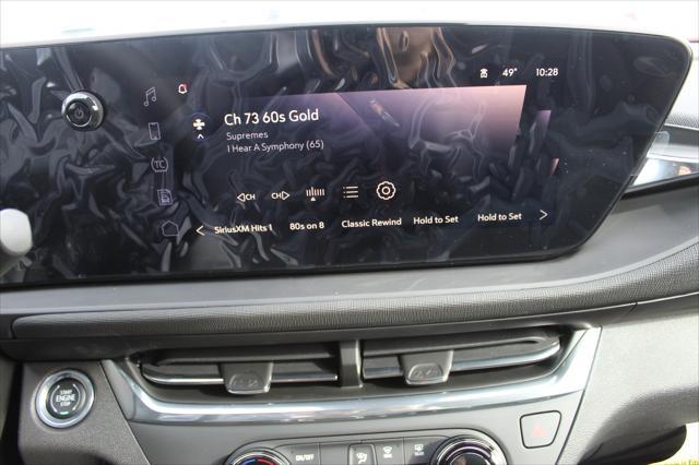 new 2025 Buick Envista car, priced at $24,955