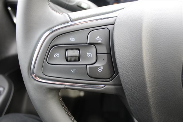 new 2025 Buick Envista car, priced at $24,955