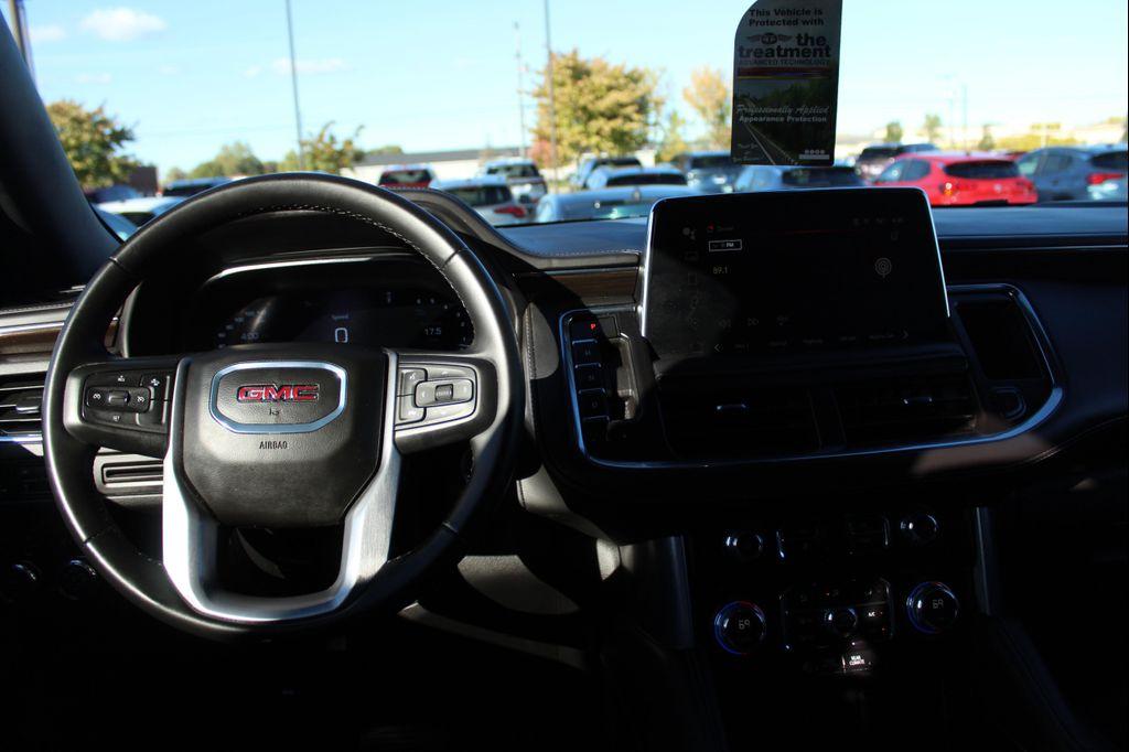 used 2024 GMC Yukon car, priced at $48,999
