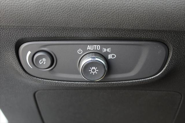 new 2025 Buick Encore GX car, priced at $33,858