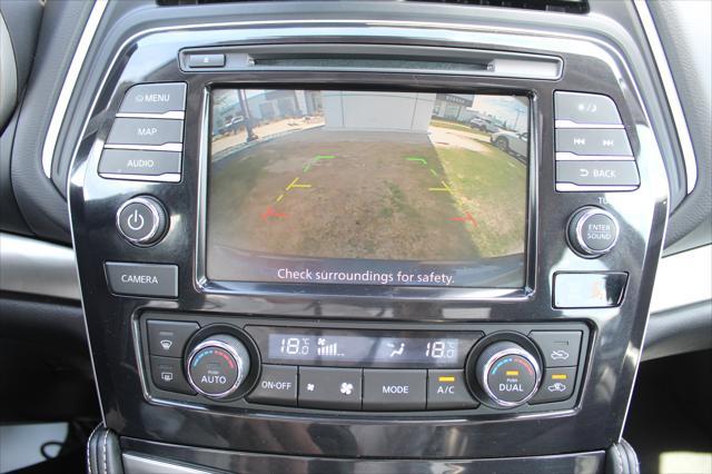used 2023 Nissan Maxima car