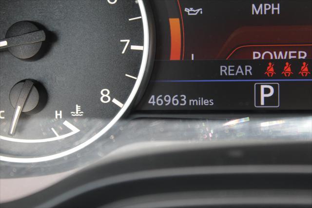 used 2023 Nissan Maxima car