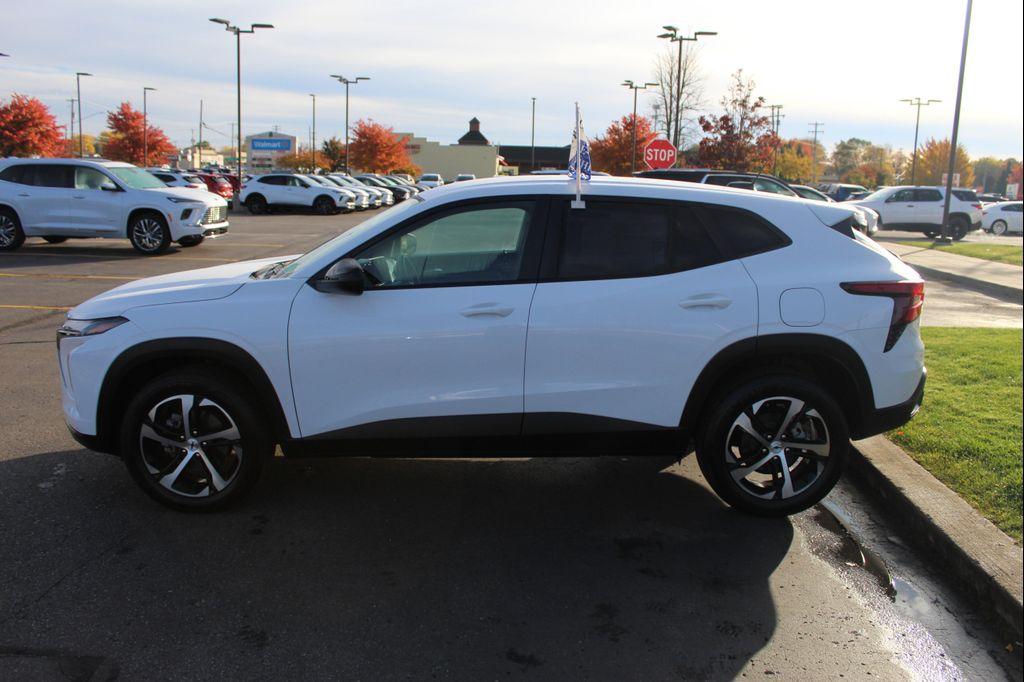 used 2024 Chevrolet Trax car, priced at $21,386