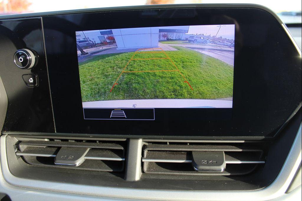 used 2024 Chevrolet Trax car, priced at $21,386