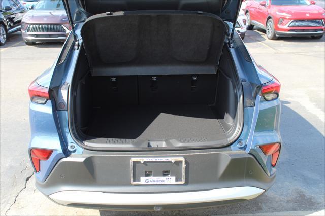 new 2025 Buick Envista car, priced at $25,680