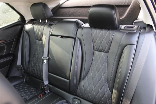 used 2023 Buick Envision car, priced at $38,900