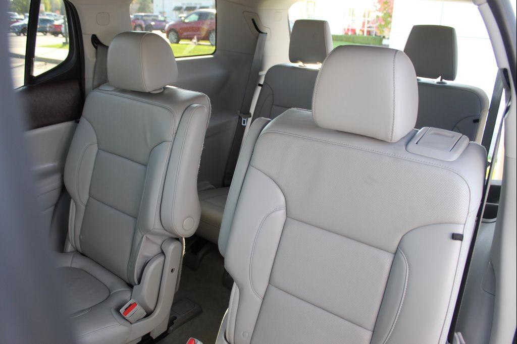 used 2023 GMC Acadia car, priced at $26,512
