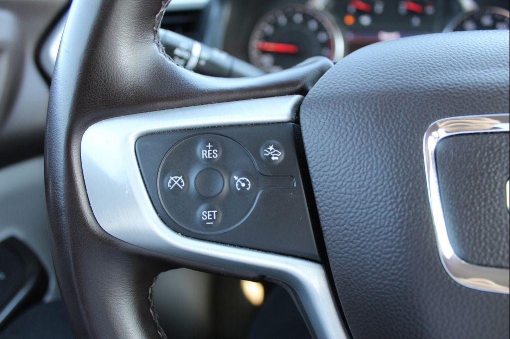 used 2023 GMC Acadia car, priced at $26,512