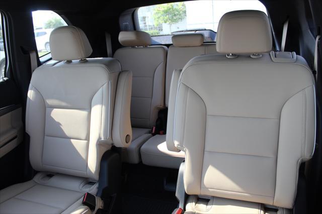 new 2025 Buick Enclave car, priced at $43,005