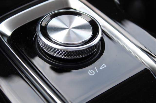 new 2025 Buick Envision car, priced at $40,350