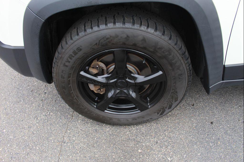 used 2019 Jeep Cherokee car, priced at $20,459