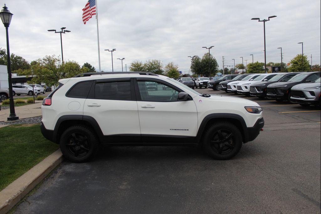 used 2019 Jeep Cherokee car, priced at $20,459