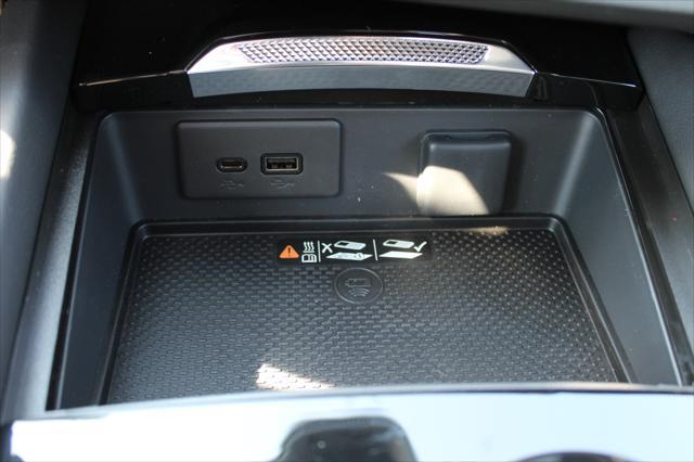 new 2025 Buick Envision car, priced at $44,026