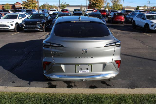 new 2025 Buick Envista car, priced at $29,524