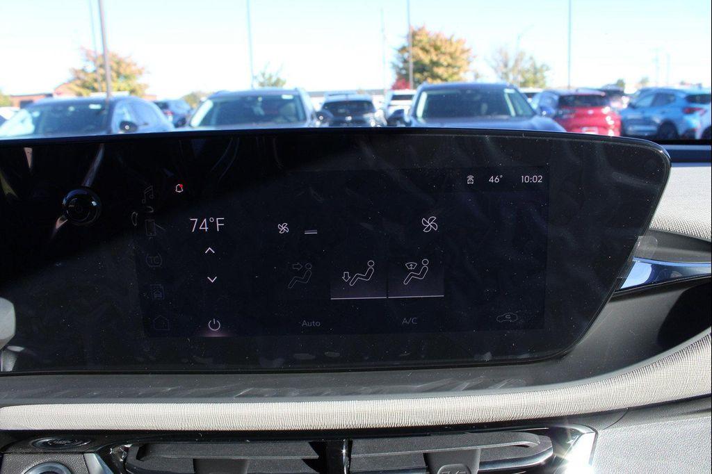 new 2025 Buick Envista car, priced at $29,524