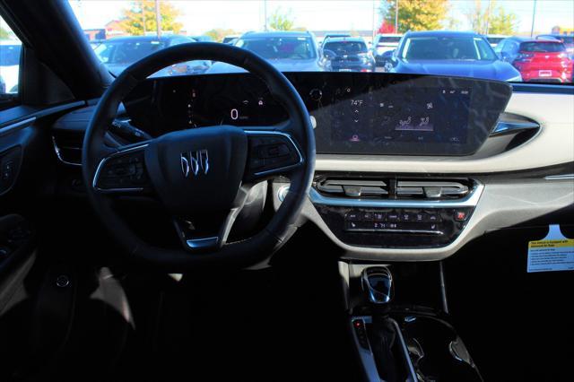 new 2025 Buick Envista car, priced at $29,524