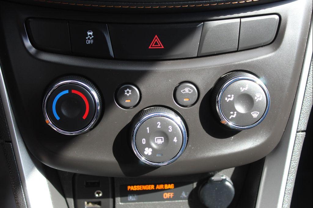 used 2022 Chevrolet Trax car, priced at $16,646