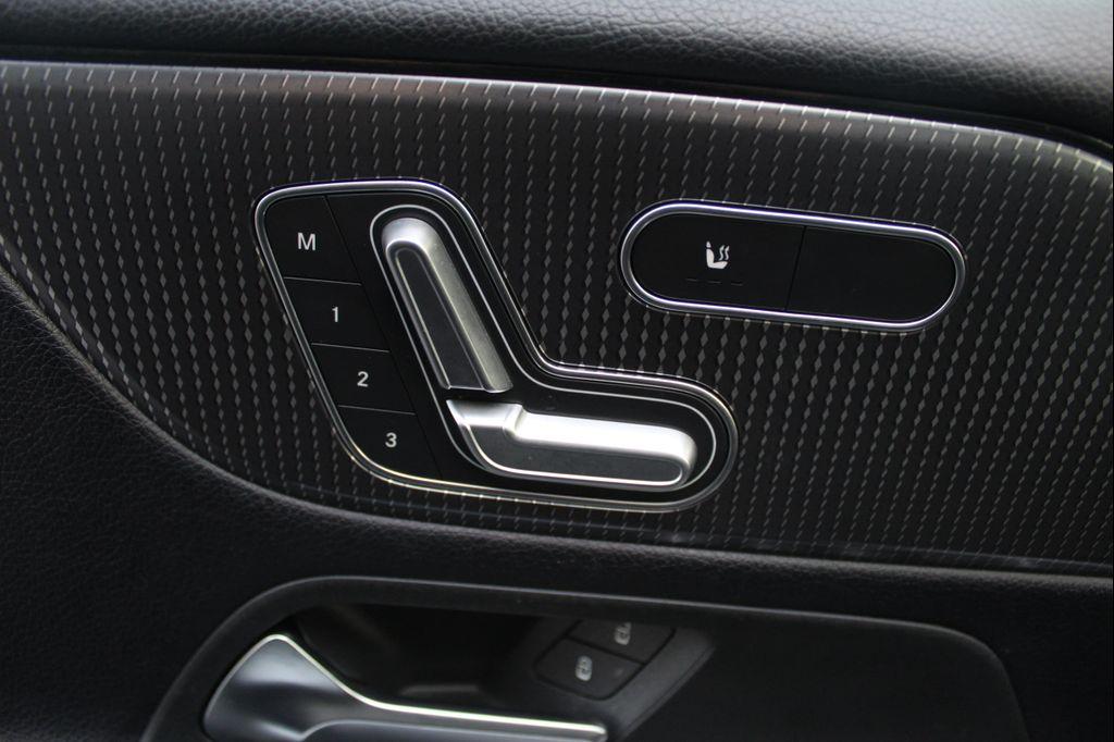 used 2020 Mercedes-Benz GLB 250 car, priced at $21,788