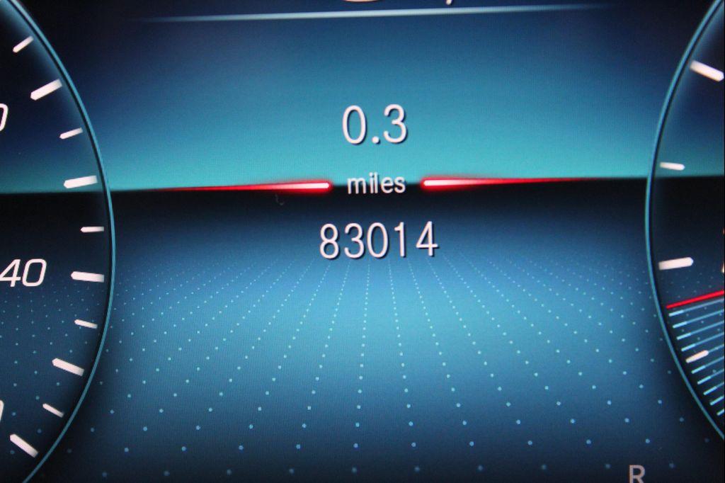 used 2020 Mercedes-Benz GLB 250 car, priced at $21,788