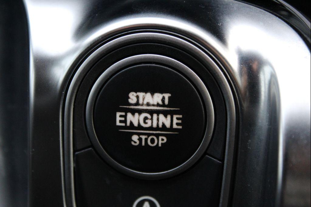 used 2020 Mercedes-Benz GLB 250 car, priced at $21,788