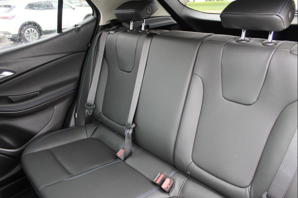 new 2025 Buick Encore GX car, priced at $29,068