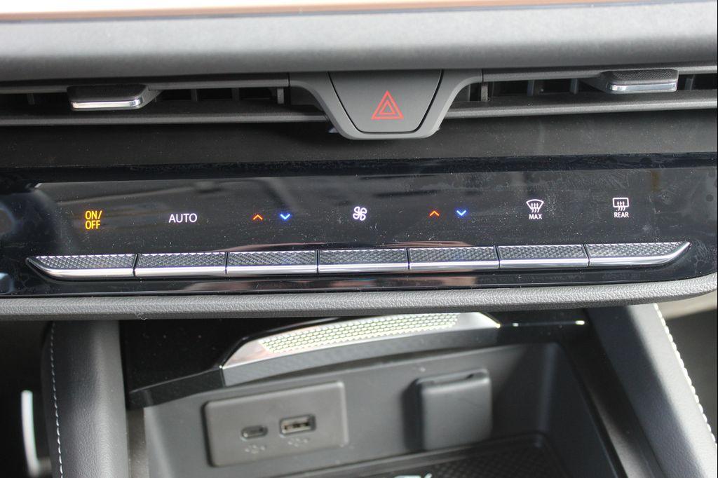 new 2025 Buick Envision car, priced at $41,442