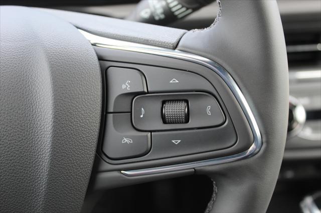 new 2025 Buick Envista car, priced at $24,955