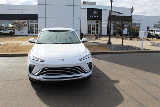 new 2025 Buick Envista car, priced at $24,955
