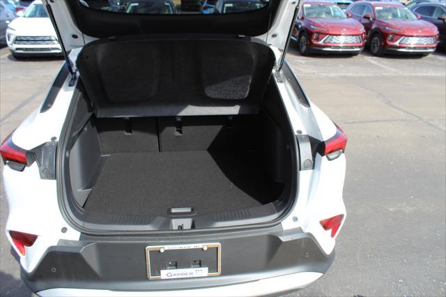 new 2025 Buick Envista car, priced at $24,955