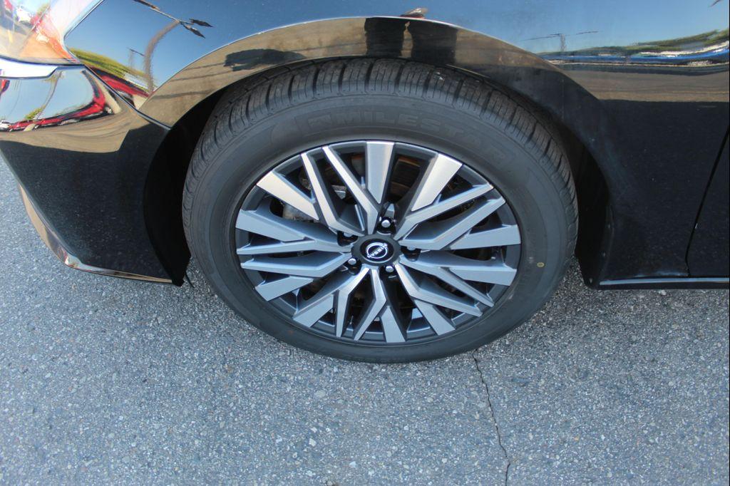 used 2023 Nissan Altima car, priced at $17,300