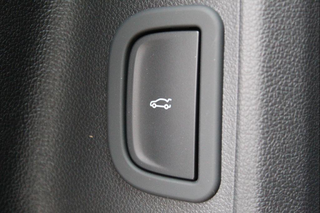new 2026 Buick Enclave car, priced at $44,919