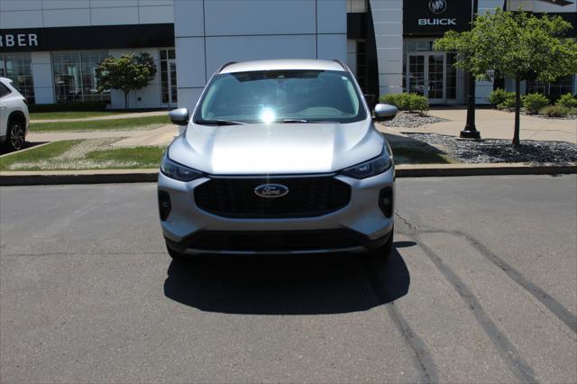 used 2024 Ford Escape car, priced at $30,994