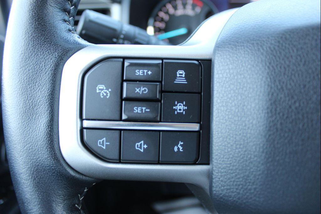 used 2022 Ford Expedition car, priced at $45,549