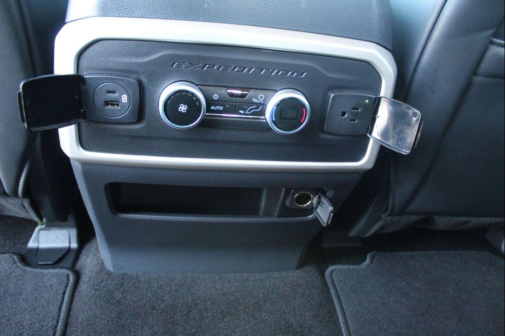 used 2022 Ford Expedition car, priced at $45,549