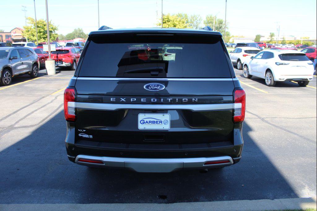 used 2022 Ford Expedition car, priced at $45,549