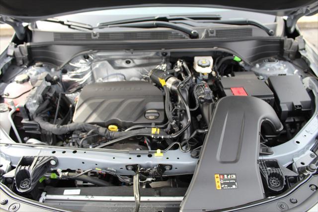 new 2025 Buick Envista car, priced at $26,480