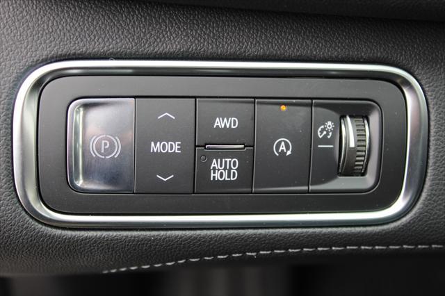 new 2025 Buick Enclave car, priced at $48,024
