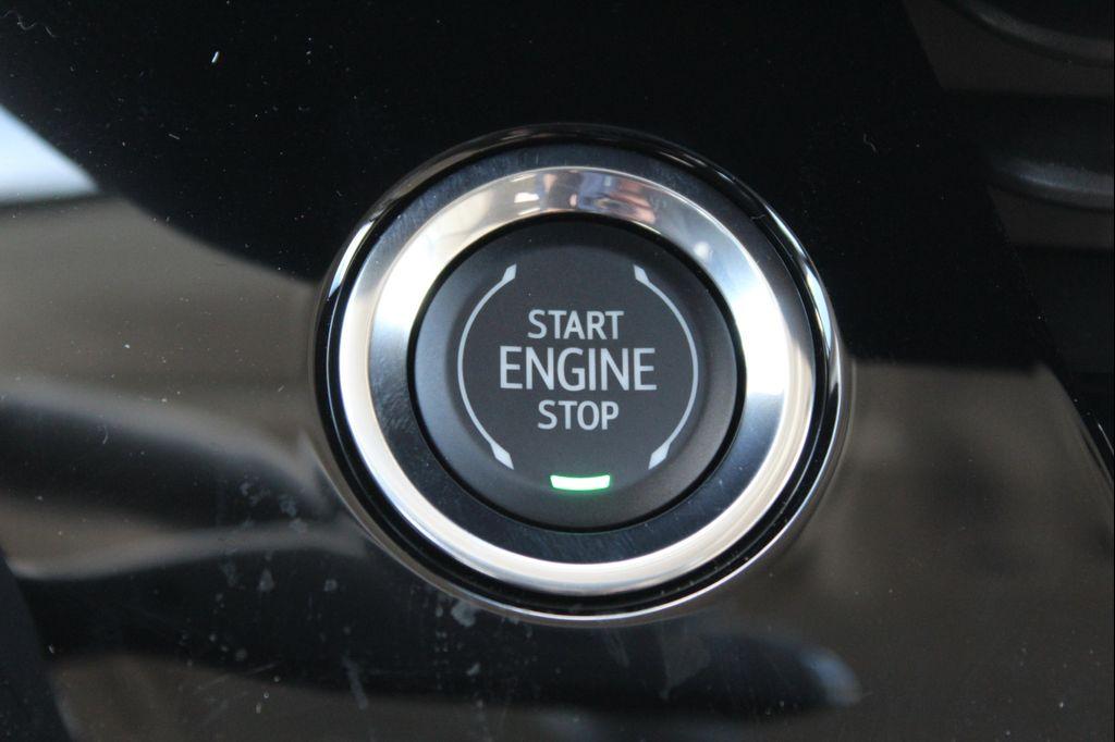 new 2025 Buick Envision car, priced at $39,152