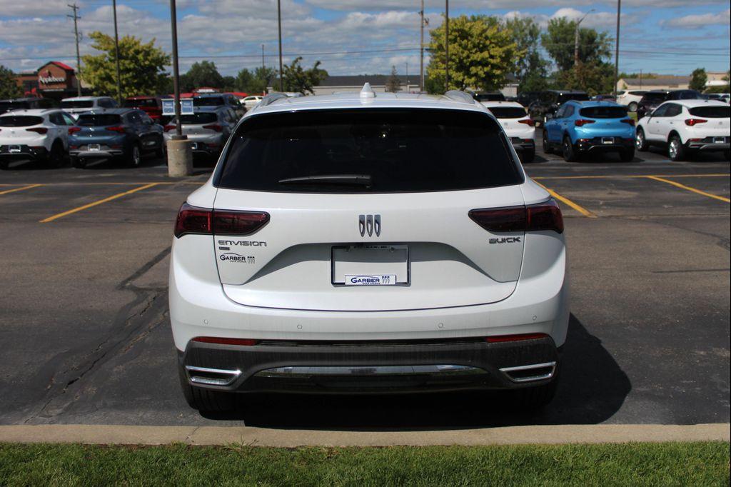 new 2025 Buick Envision car, priced at $39,152