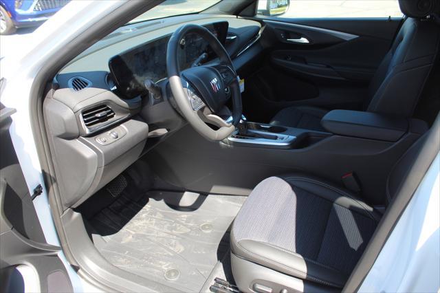 new 2025 Buick Envista car, priced at $24,727