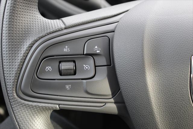 new 2025 Buick Envista car, priced at $24,518