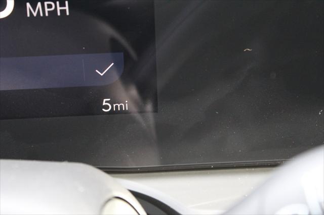 new 2025 Buick Envista car, priced at $24,518