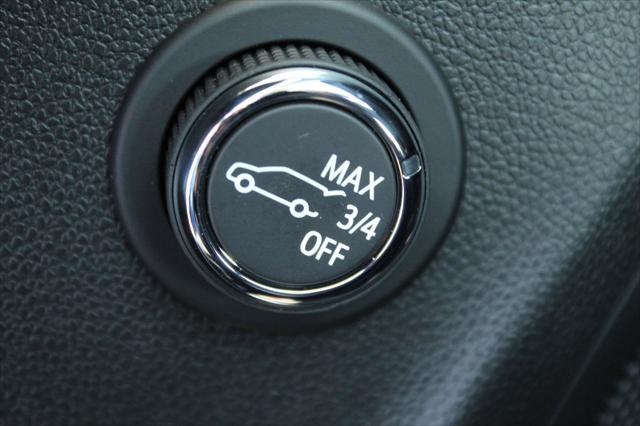 new 2025 Buick Envision car, priced at $44,026