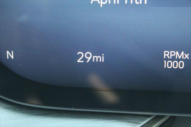 new 2025 Buick Envision car, priced at $44,026