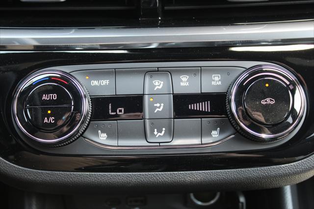 new 2025 Buick Envista car, priced at $27,080